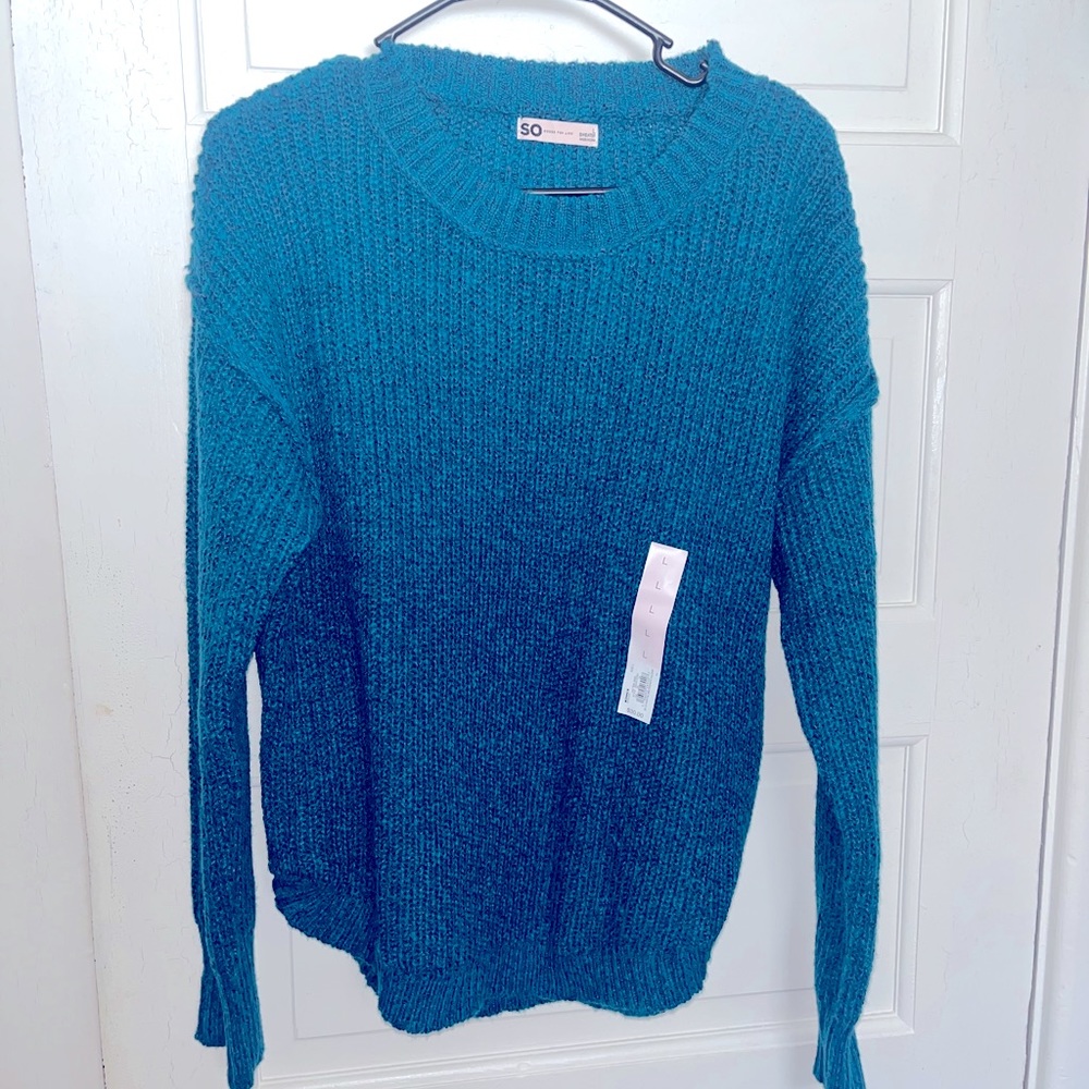 SO Chunky Sweater Large NWT